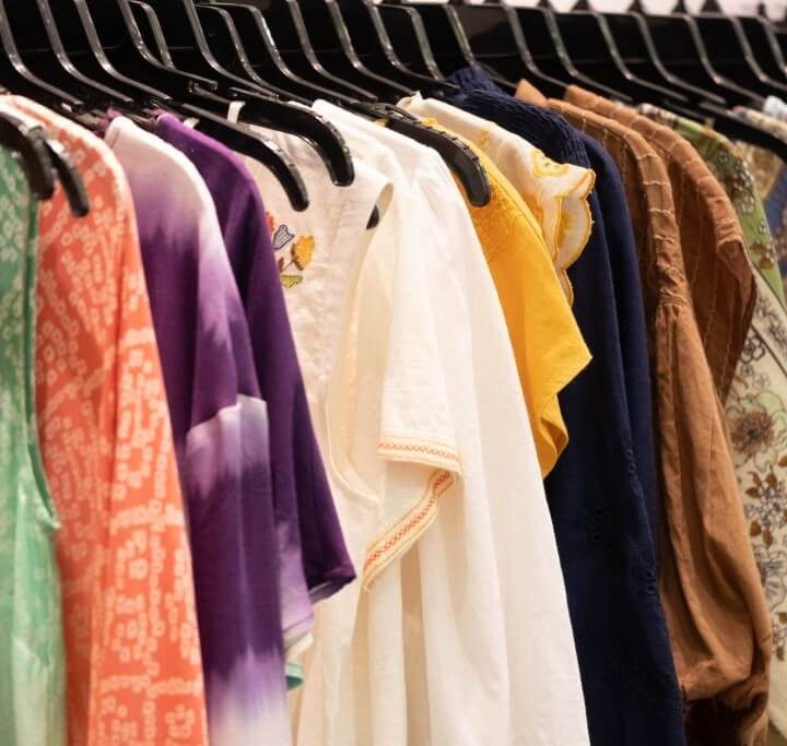 Why Wholesale Clothing Is Growing Business