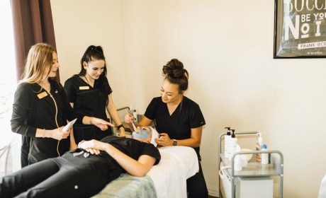 Enhancing Your Skills: Esthetician Continuing Education in Texas